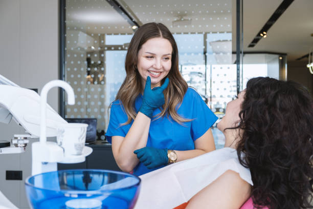 Best Emergency Dental Care  in Olivarez, TX